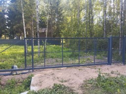 Откатные ворота из 3Д сетки автоматические на ж/б