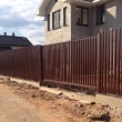 Распашные ворота из евроштакетника с автоматикой (высота 2 м)