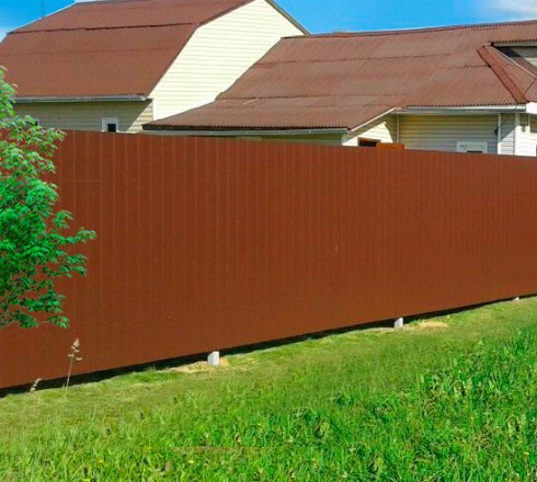 Забор из профнастила высотой 2.0 М купить с установкой в Москве